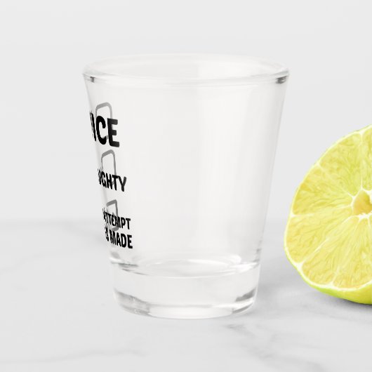 素晴いけならしい試みが行われた ショットグラス (右)