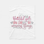 素晴らしいことができる美しい女の子 フリースブランケット (正面)