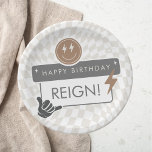 素晴らしいクールドゥドボーイズ誕生日紙プレート ペーパープレート<br><div class="desc">素晴らしいつるの幸せな顔や星のパターンやコンポーネントを備えた、このスケーター少年のパーティープレートでルーズはっきりした。このデザインのすべての要素はカスタマイズ、ニーズに合わせて色を付けることができる。</div>