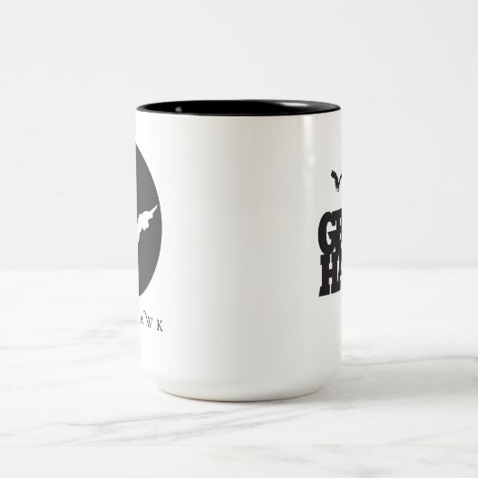 素晴らしいタカのコーヒー・マグ ツートーンマグカップ (中央)