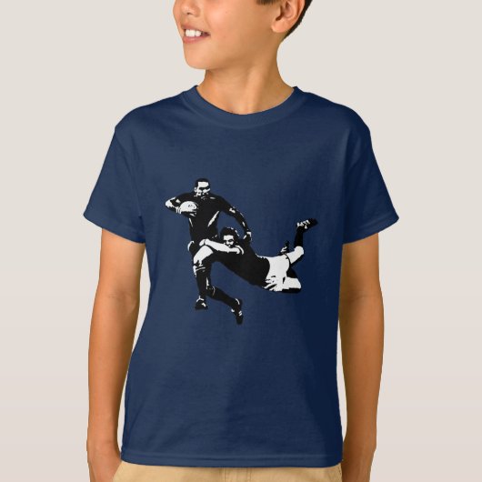 素晴らしいタックル、ラグビーの青年 Tシャツ (正面)