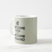 素晴らしいパパおよび素晴らしい夫 コーヒーマグカップ (正面左)