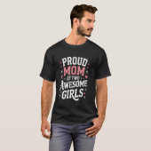 素晴らしい二人の娘を持つ誇りある母 母の日 女性 Tシャツ (正面フル)