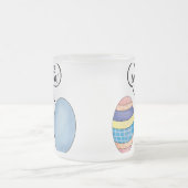 素晴らしい入れ墨のイースターエッグ フロストグラスマグカップ (中央)