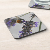 素晴らしい労働者を体現する コースター (左側)