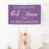 素晴らしい旗が65あ年間のあることを祝います 横断幕 (インサイチュ)