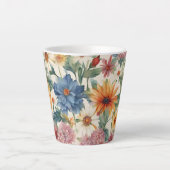 素晴らしい柔らかい夏の庭の花 カフェラテマグ (正面)