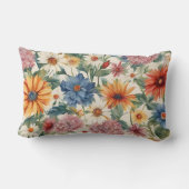 素晴らしい柔らかい夏の庭の花 ランバークッション (裏面)