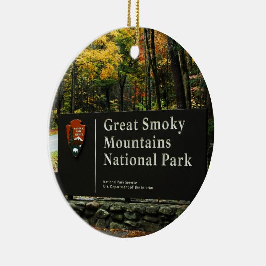 素晴らしい煙山の秋の印のクリスマス セラミックオーナメント (右)