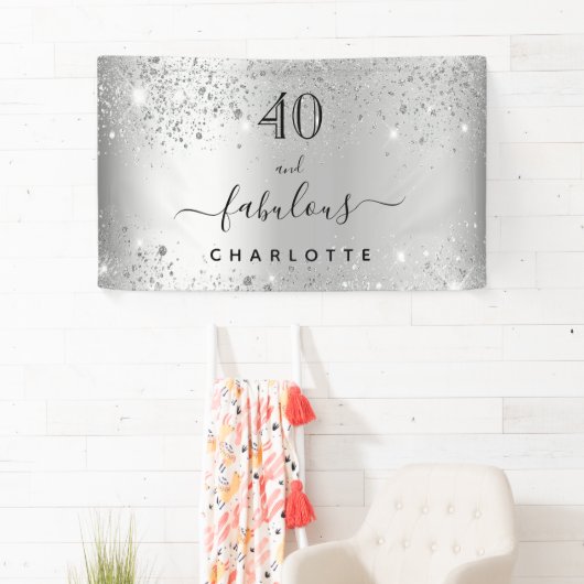 素晴らしい誕生日の銀のグリッターダスト名 横断幕 (インサイチュ)