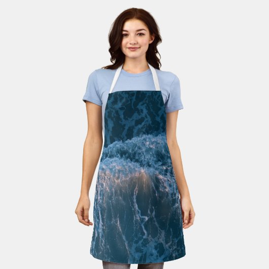 素晴らしい青い波 エプロン (着用した状態)