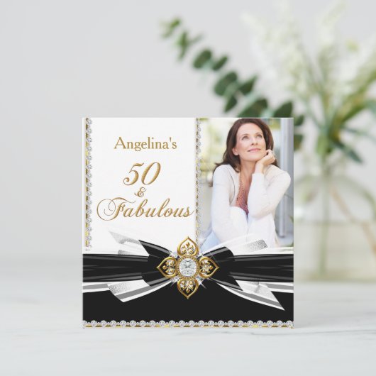 素晴らしい50フォト白黒金ゴールド誕生日パーティー 招待状 (スタンド正面)