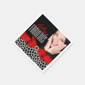 素晴らしい50ワイルドレッドブラックフォトバースデーパーティー スタンダードカクテルナプキン (角)