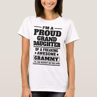 素晴らしいGrammyをひどく神経質にしているAの誇り高い孫娘 Tシャツ