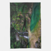 素晴らしウォーターフォールVirje，スロベニアのポスター キッチンタオル (縦)