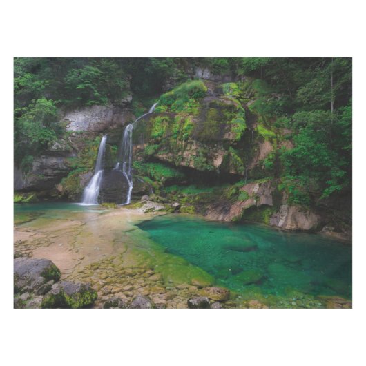 素晴らしウォーターフォールVirje,スロベニアのポスター テーブルクロス (正面(横))