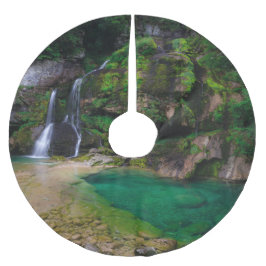 素晴らしウォーターフォールVirje，スロベニアのポスター ブラッシュドポリエステルツリースカート