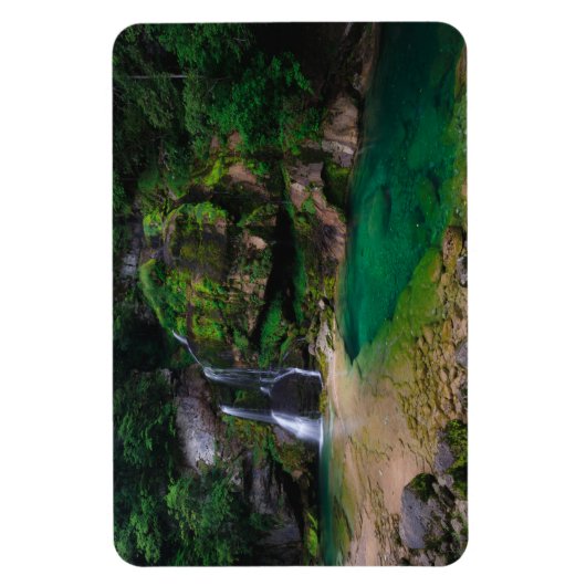 素晴らしウォーターフォールVirje,スロベニアのポスター マグネット (縦)