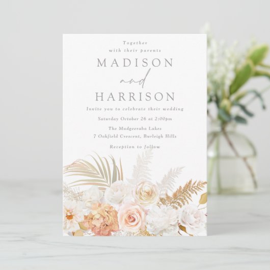 素晴らしモダン赤面金ゴールドとホワイトフローラ結婚ズ 招待状 (スタンド正面)