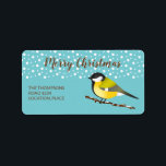 素晴らしTit Parus Christmas Personalizable ラベル<br><div class="desc">この青いパーソナライズされたクリスマステーマラベルは、可愛いティット/パルスの鳥のデステイのオリジナル漫画のイラストレーションを特徴とす素晴らしる専攻の。この鳥は黄色く黒い色が付いている。背景の色は白い雪の模様の青である。その上に茶色の読文字で"Merry Christmas"を表示し、文字アドレス情報のパーソナライズ可能な情報エリアもカスタムある。</div>