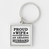 素晴誇りを持ったらしい夫の妻 キーホルダー (正面)