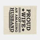 素晴誇りを持ったらしい夫の妻 フリースブランケット (正面(横))