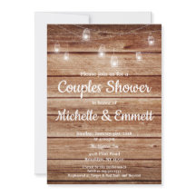 素朴でぶら下がったなライト国の木製のカップルのシャワー