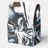 素朴で派手な切り抜きとストロークのラッシング フェイバーボックス (オープン)