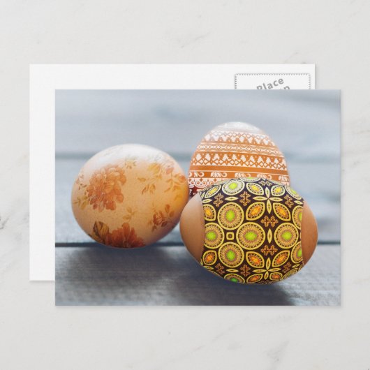 素朴で色彩の鮮やかなイースターエッグ シーズンポストカード (正面/裏面)