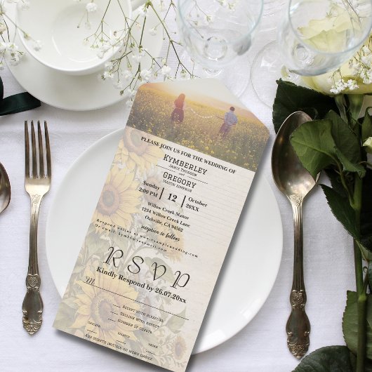 素朴なひまわりの背景　Eメール　ウェブサイト　写真 オールインワン招待状