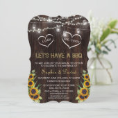 素朴なひまわりストリングライト 木製 私も結婚するよ BBQ 招待状 (スタンド正面)