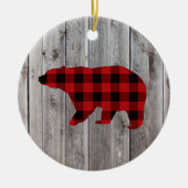素朴なウッドランドの納木の赤いバッファローのプレイドベア セラミックオーナメント (正面)