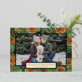 素朴なオレンジ色の松のリース　ゴールドの箔押し　緑のホリデー 箔シーズンカード (立ち正面)