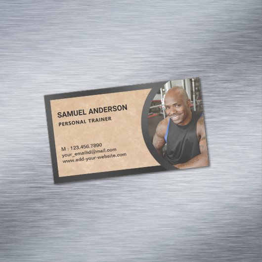 素朴なクラフトフィットネスのパーソナルトレーナーの写真 マグネット名刺 (インサイチュ)