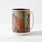 素朴なグランジ効果のスイバの馬のポートレート ツートーンマグカップ (正面右)