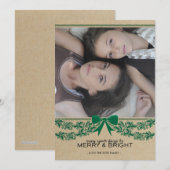 素朴なグリーンのリボン＆ガーランド ホリデー フォト カード (正面/裏面)