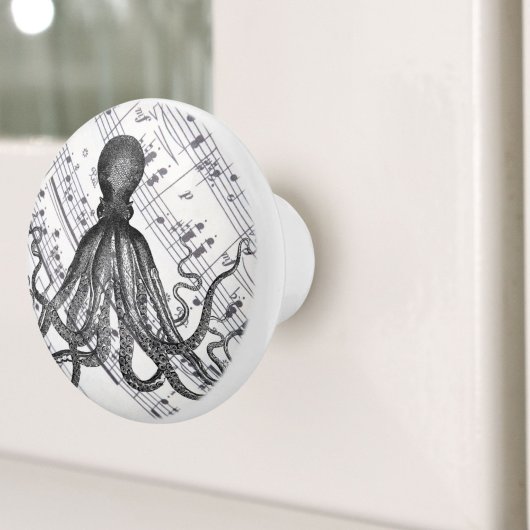 素朴なスチームパンク航海のモダンヴィンテージ セラミックノブ