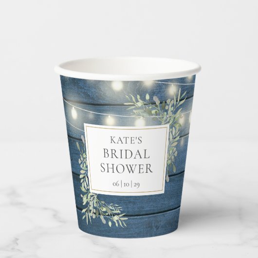 素朴なストリングライトとグリーンが生い茂るブライダルシャワー 紙コップ (正面)
