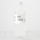 素朴なダスティーブルーのバラとその他の花 ペットボトルラベル (正面)