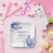 素朴なダスティーブルーのバラとその他の花 ペーパープレート (パーティー)