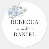 素朴なダスティーブルーの水彩花と葉 ラウンドシール (正面)