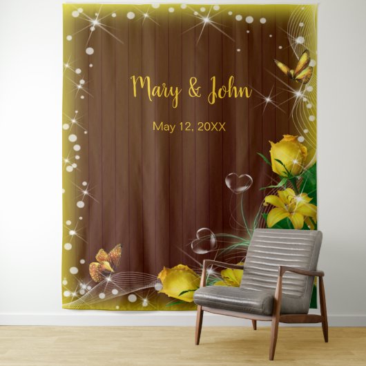 素朴なダークウッドイエローフラワーウェディングバックドロップ タペストリー (インサイチュ)