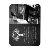 素朴なハートの木のウェディングフォト Save The Date マグネット (縦)