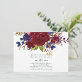 素朴なバーガンディブルーの花のブッジェットウェディングの招待状 (スタンド正面)