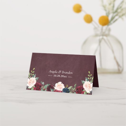 素朴なバーガンディレッドの花柄ホワイトレースのウェディングドレス プレイスカード (裏面)