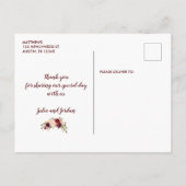 素朴なバーガンディーフラワーの結婚式の写真にお礼を 案内ポストカード (裏面)