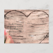 素朴なピンクのバラとツルが描かれた樺の木の「Save the Date」カード 案内ポストカード (裏面)