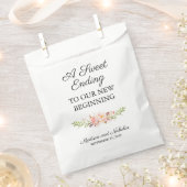 素朴なピンクの花の結婚式の好意バッグ フェイバーバッグ (クリップ留めされた状態)