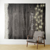 素朴なベビーズブレスの花を飾ったバーンウェディングバックドロップス タペストリー (インサイチュ(横))