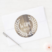 素朴なホワイトファームハウス月桂樹納屋の木 ラウンドシール (封筒)